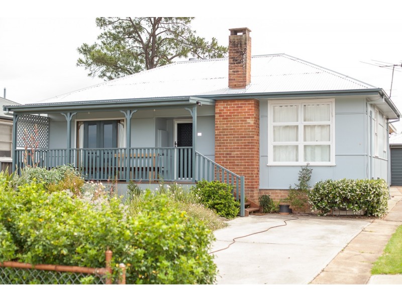 10 Lambert Street, Cessnock NSW 2325