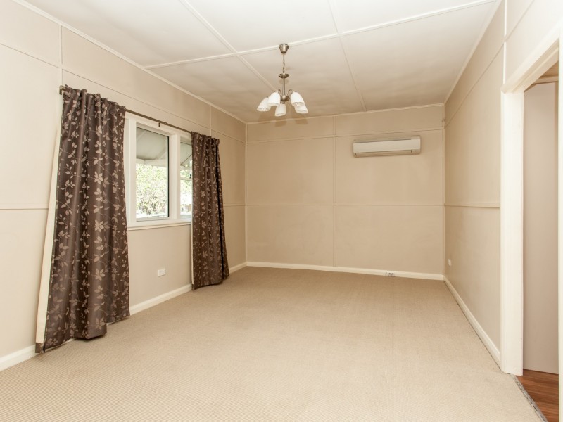 38 Wollombi Road, Cessnock NSW 2325