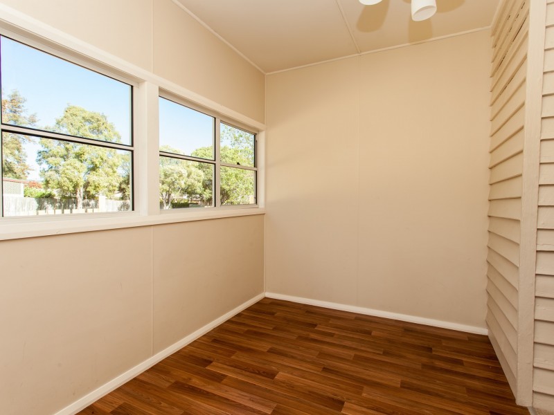 38 Wollombi Road, Cessnock NSW 2325