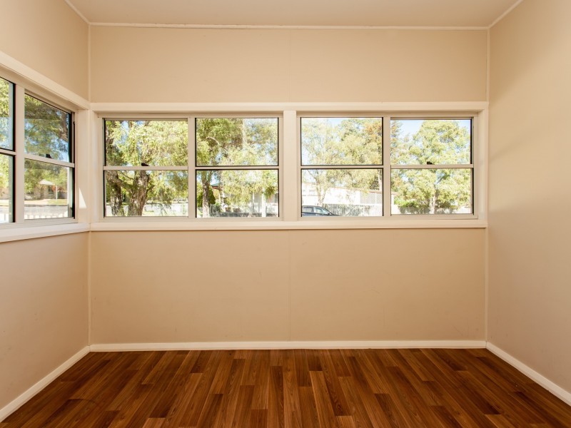 38 Wollombi Road, Cessnock NSW 2325