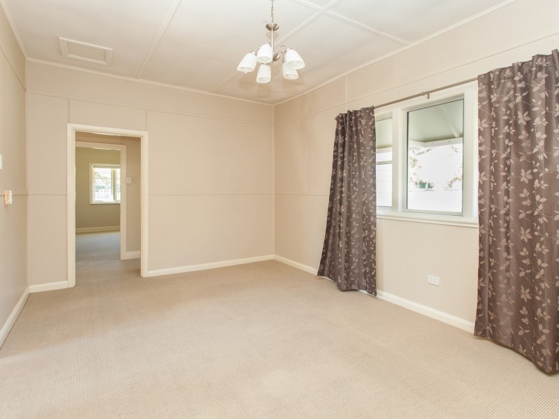 38 Wollombi Road, Cessnock NSW 2325