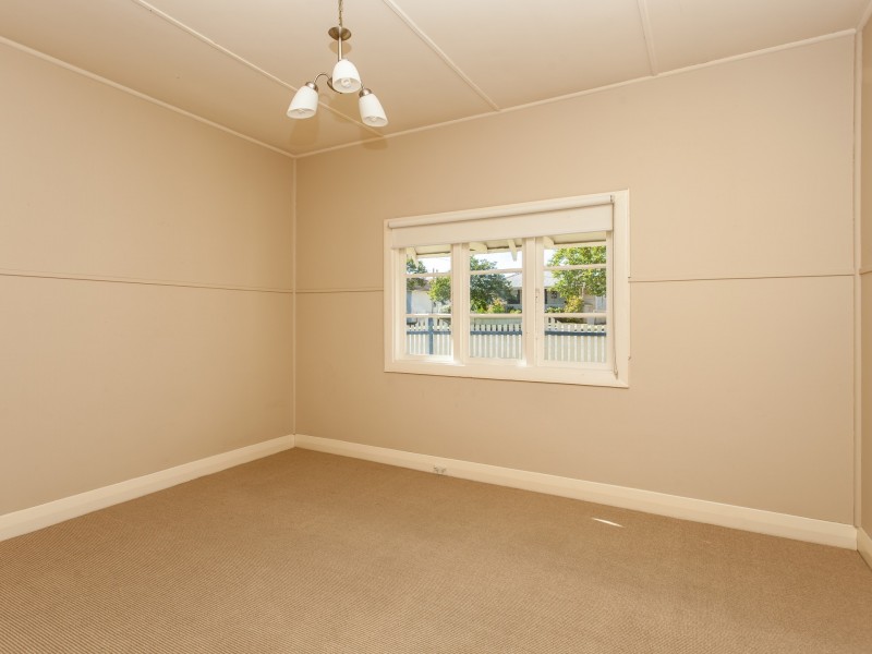38 Wollombi Road, Cessnock NSW 2325