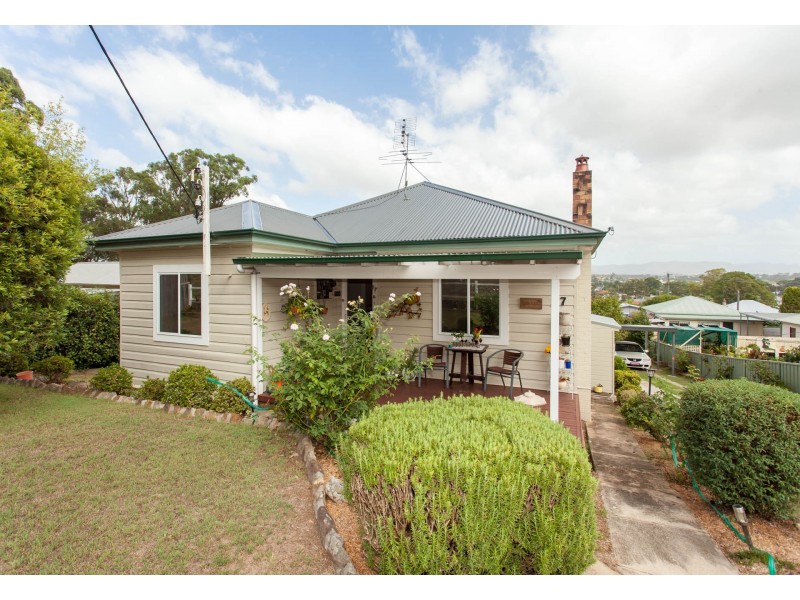 27 Gallagher Street, Cessnock NSW 2325