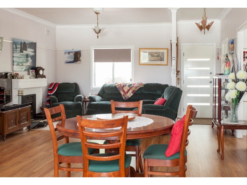 27 Gallagher Street, Cessnock NSW 2325