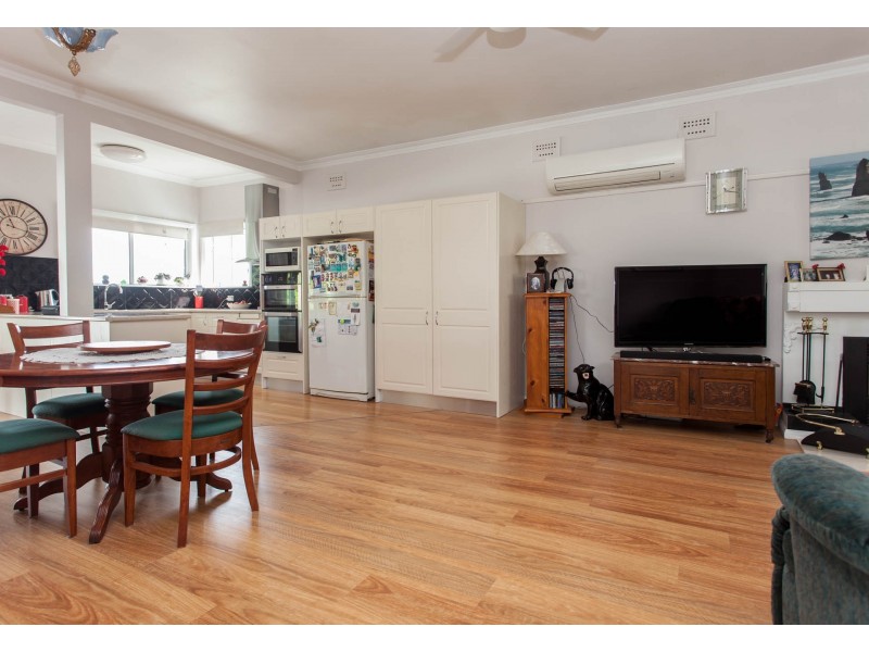 27 Gallagher Street, Cessnock NSW 2325