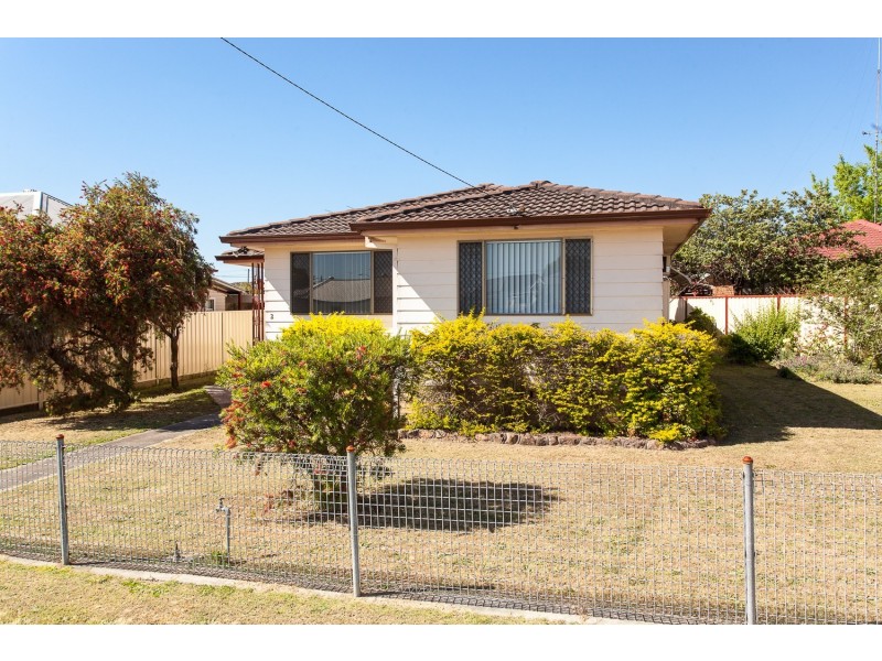 2 West Avenue, Cessnock NSW 2325