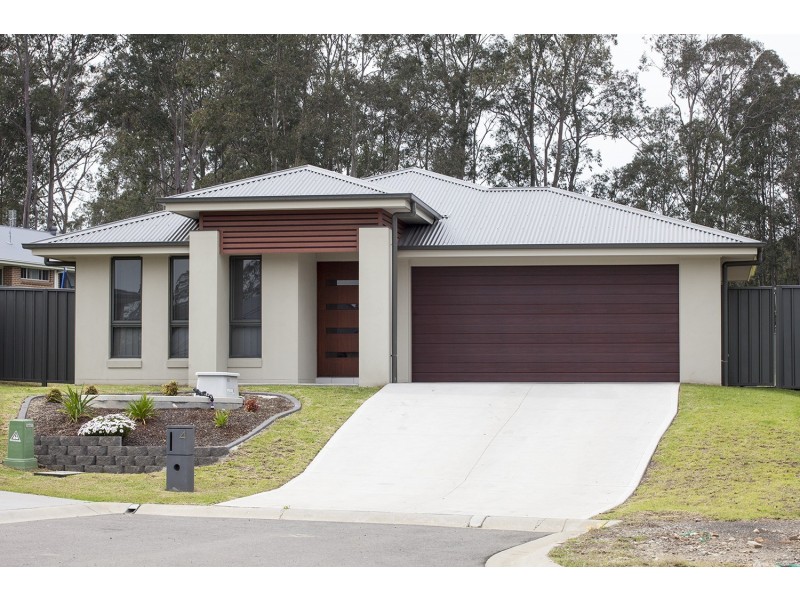 4 Mason Place, North Rothbury NSW 2335