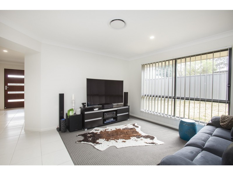 4 Mason Place, North Rothbury NSW 2335