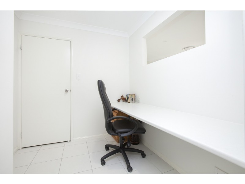 4 Mason Place, North Rothbury NSW 2335