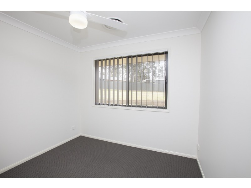 4 Mason Place, North Rothbury NSW 2335