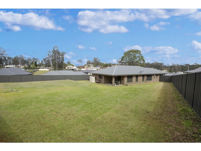4 Mason Place, North Rothbury NSW 2335