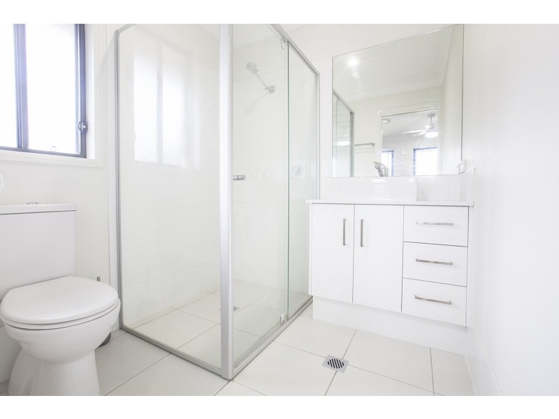 4 Mason Place, North Rothbury NSW 2335