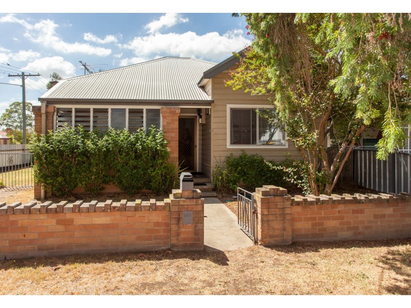 9 Condon Avenue, Cessnock NSW 2325