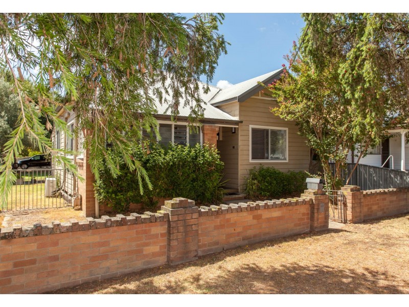 9 Condon Avenue, Cessnock NSW 2325