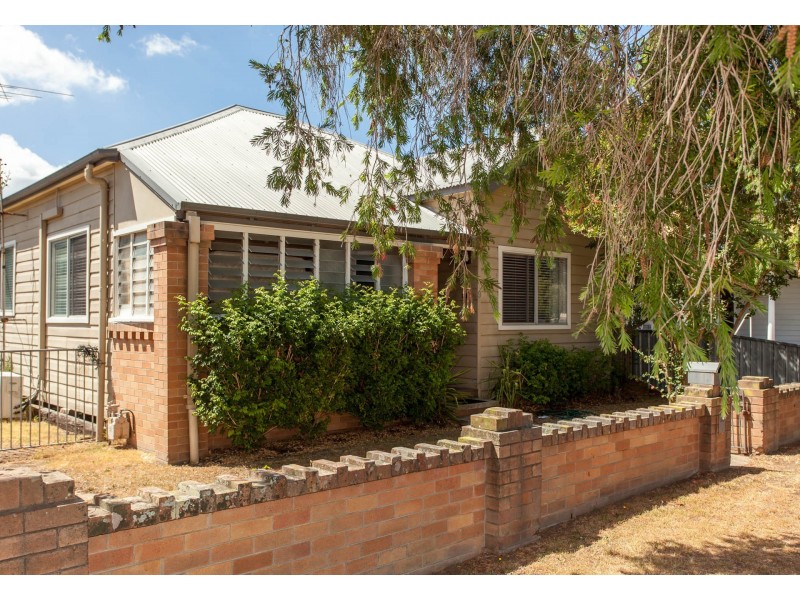 9 Condon Avenue, Cessnock NSW 2325