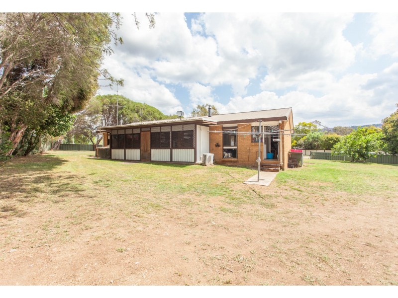 2 Mount View Road, Millfield NSW 2325