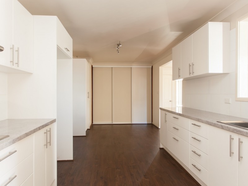 38 Evatt Street, Pelaw Main NSW 2327