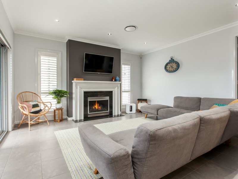 9 Birkdale Blvd, Cessnock NSW 2325