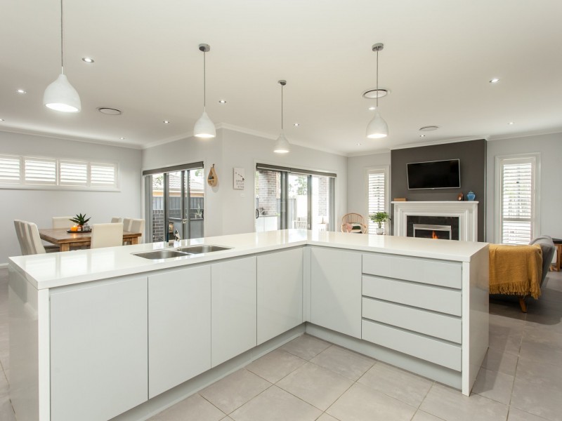 9 Birkdale Blvd, Cessnock NSW 2325