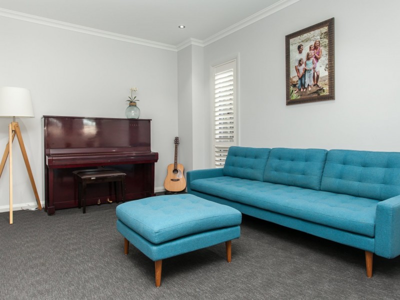 9 Birkdale Blvd, Cessnock NSW 2325