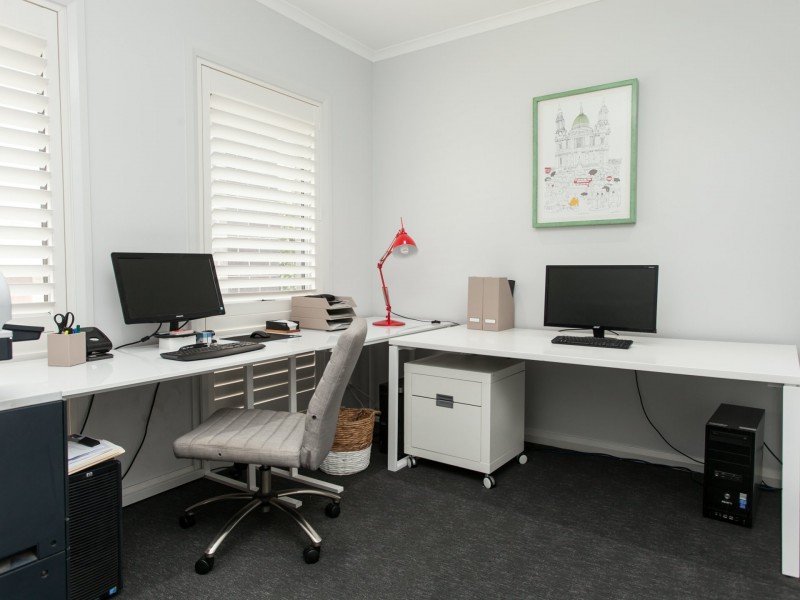 9 Birkdale Blvd, Cessnock NSW 2325