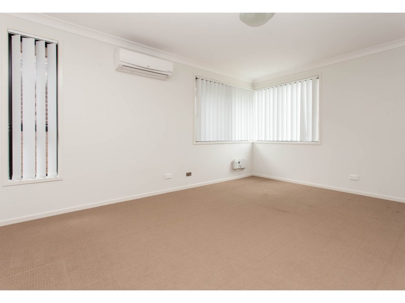 11/5 Stonebridge Drive, Cessnock NSW 2325