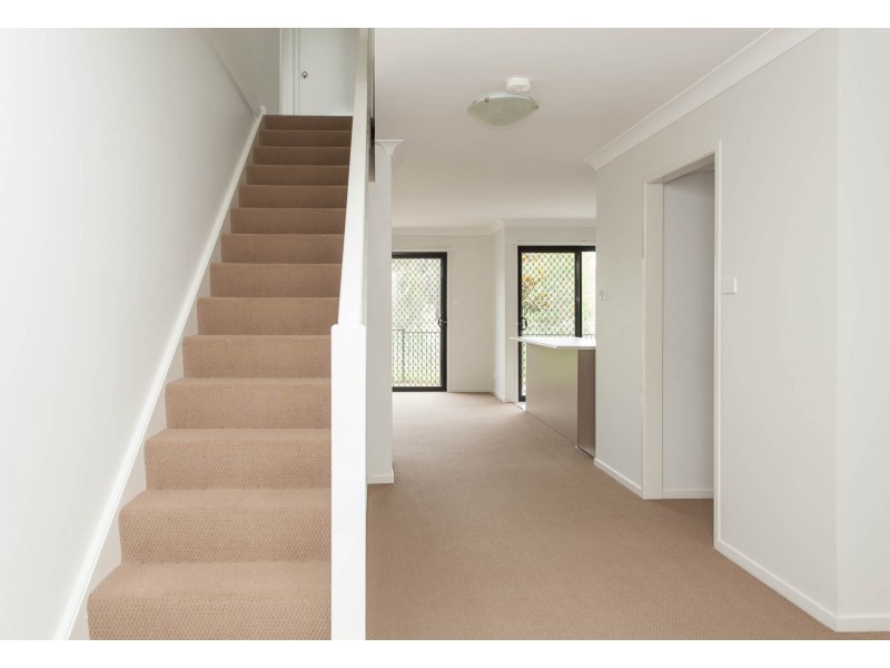 11/5 Stonebridge Drive, Cessnock NSW 2325