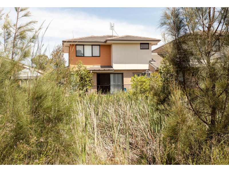 11/5 Stonebridge Drive, Cessnock NSW 2325