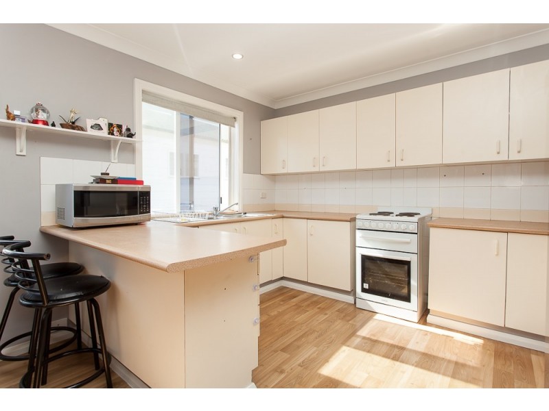 17 Elizabeth Street, Abermain NSW 2326