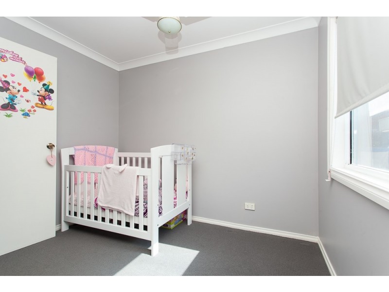 17 Elizabeth Street, Abermain NSW 2326