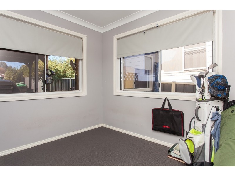 17 Elizabeth Street, Abermain NSW 2326