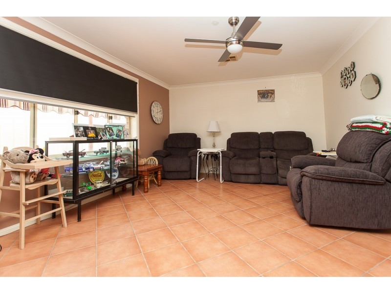 2/37 Alexander Street, Cessnock NSW 2325