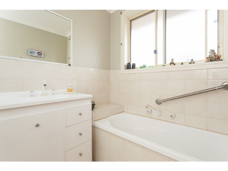 2/37 Alexander Street, Cessnock NSW 2325