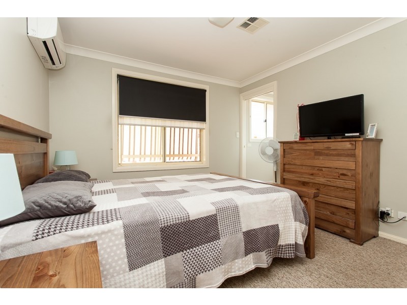 2/37 Alexander Street, Cessnock NSW 2325