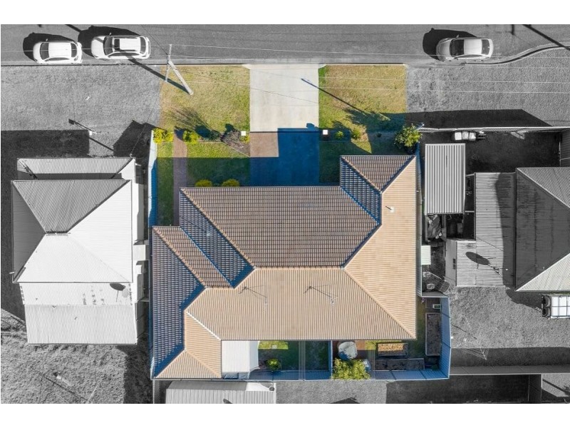 1-2/8a Third Street, Cessnock NSW 2325