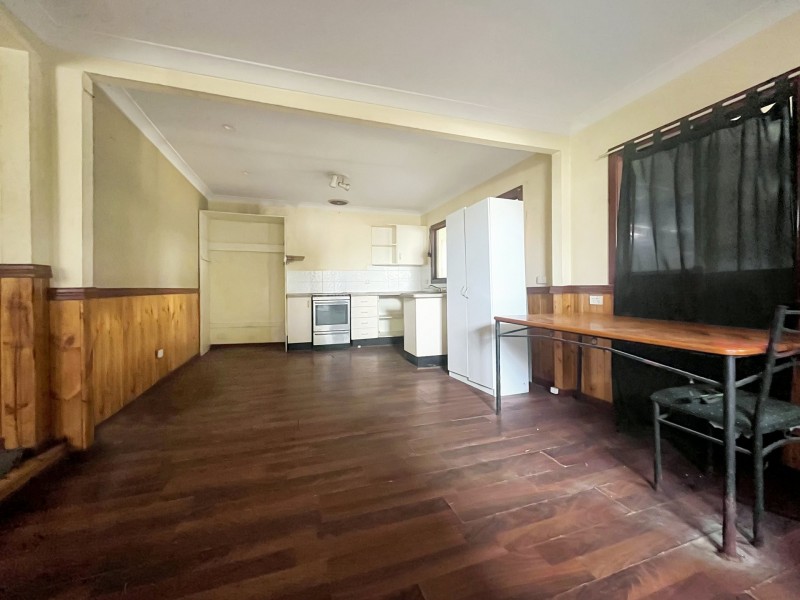 135 Cessnock Road, Abermain NSW 2326