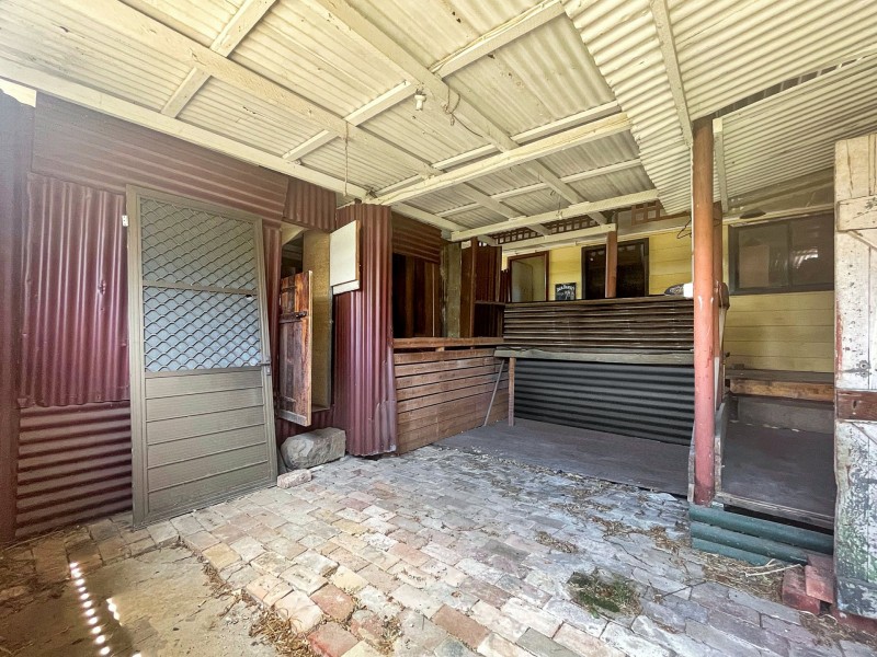 135 Cessnock Road, Abermain NSW 2326