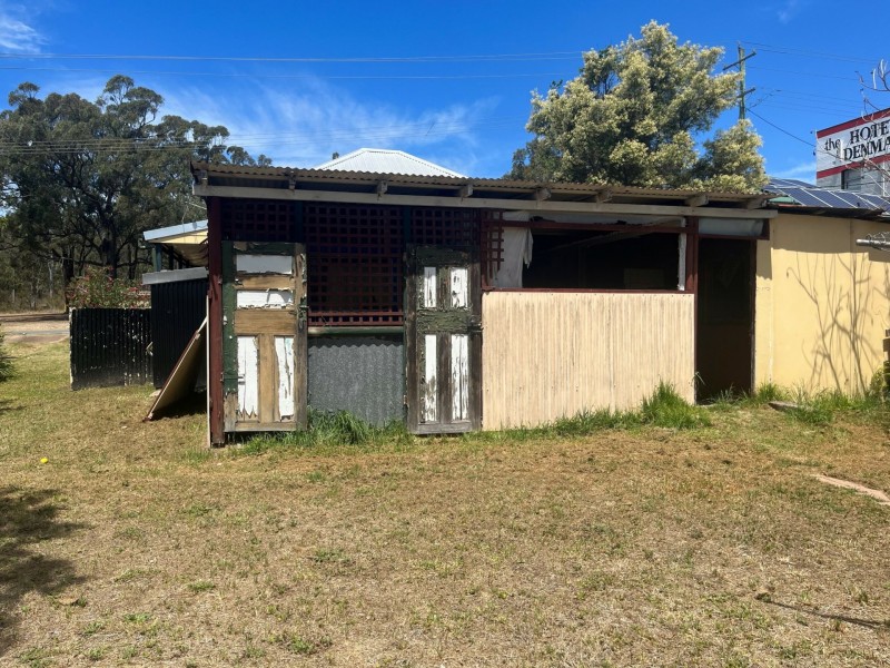 135 Cessnock Road, Abermain NSW 2326