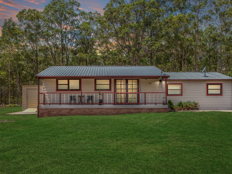 29 Ellalong Road, Pelton NSW 2325