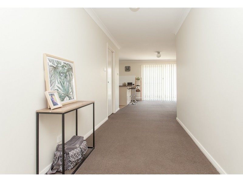 Unit 1/2a Desmond Street, Cessnock NSW 2325
