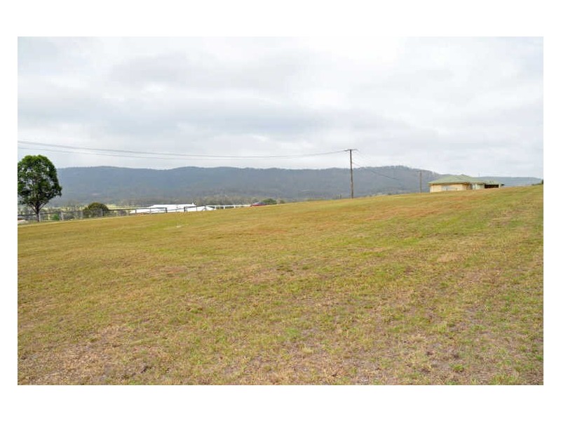 26 Ninth Avenue, Millfield NSW 2325