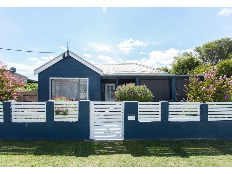 126 Rawson Street, Aberdare NSW 2325