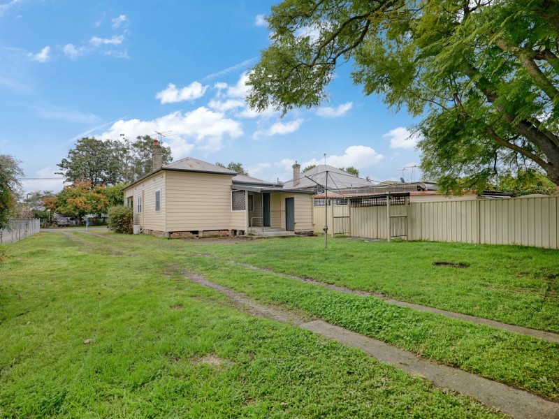 14 Boomerang Street, Cessnock NSW 2325