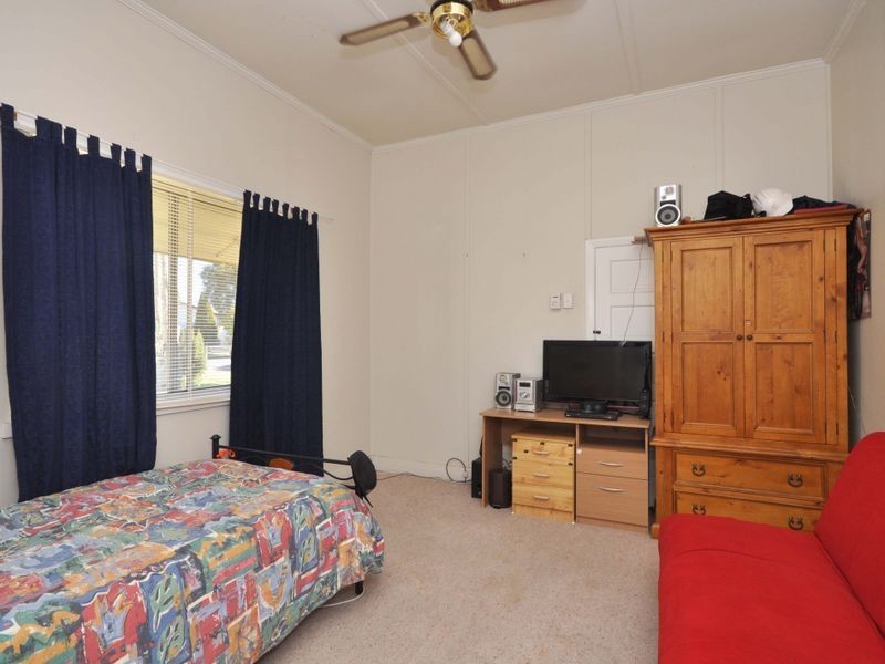 25 Shedden Street, Cessnock NSW 2325