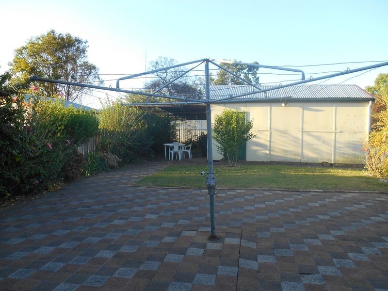 2 Lyell Street, Cessnock NSW 2325