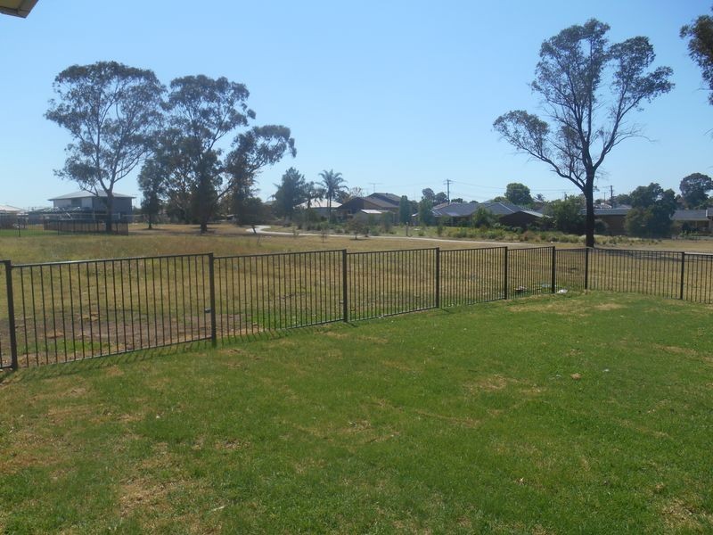 48 Stonebridge Drive, Cessnock NSW 2325