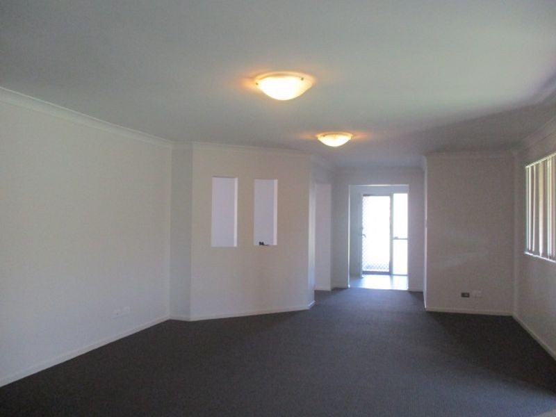 10 Tempranillo Dr, Cessnock NSW 2325