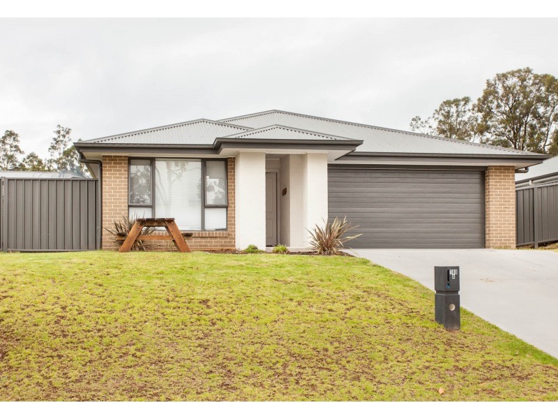 100a Alkira Avenue, Cessnock NSW 2325