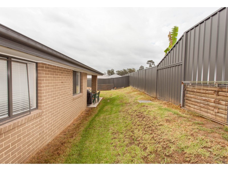 100a Alkira Avenue, Cessnock NSW 2325