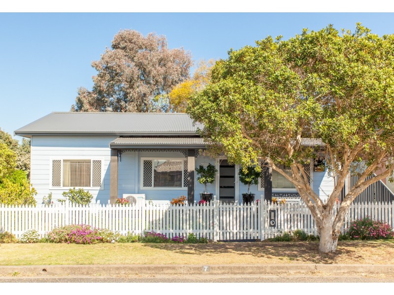 7 Church Street, Cessnock NSW 2325